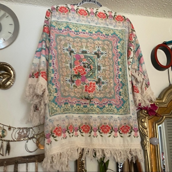 Bohemian Floral Fringe Cardigan - Picture 3 of 4